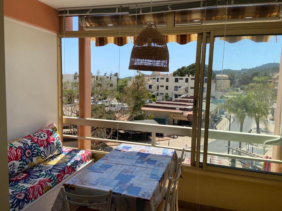 Appartement La Faviere Bormes-les-Mimosas Exteriör bild